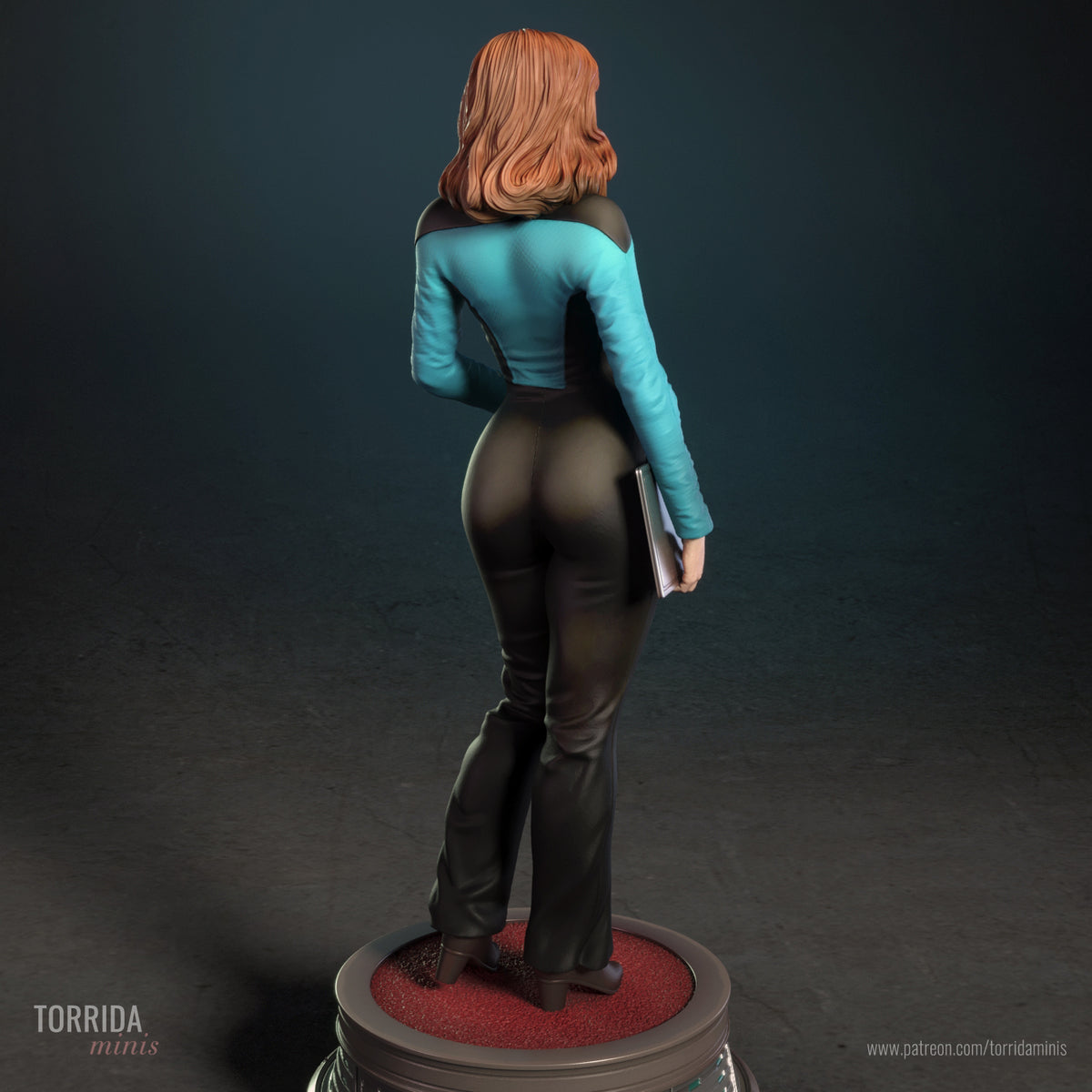 Beverly Crusher- Torrida Minis