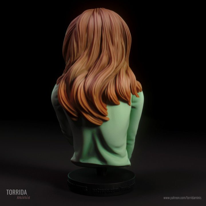 Female Bust 4 - Torrida Minis - Dark Forge Arts