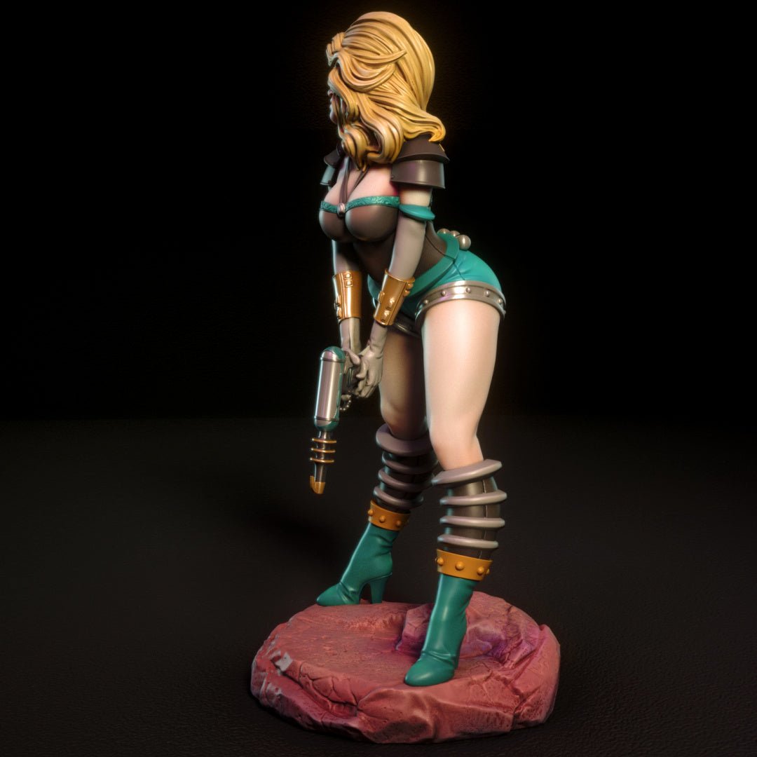 Janet - Torrida Minis - Dark Forge Arts