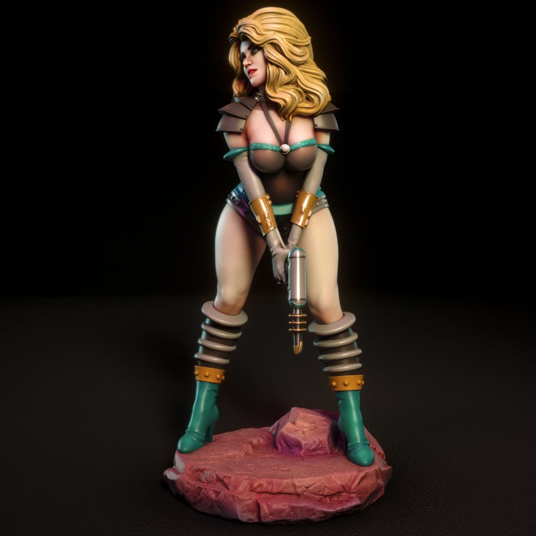 Janet - Torrida Minis - Dark Forge Arts