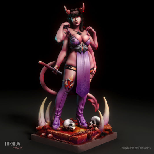 Amaris - Torrida Minis - Dark Forge Arts