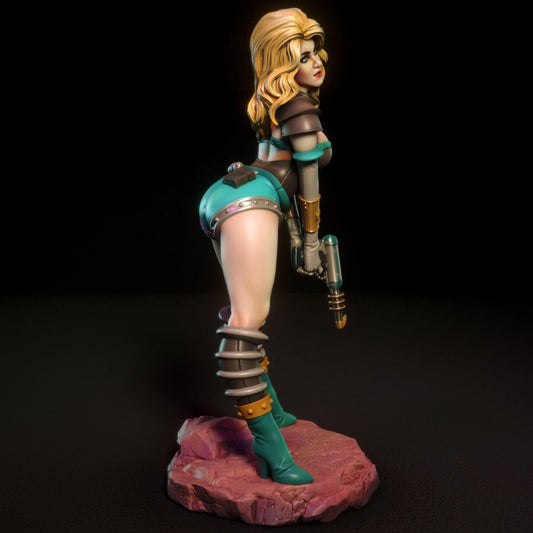Janet - Torrida Minis - Dark Forge Arts